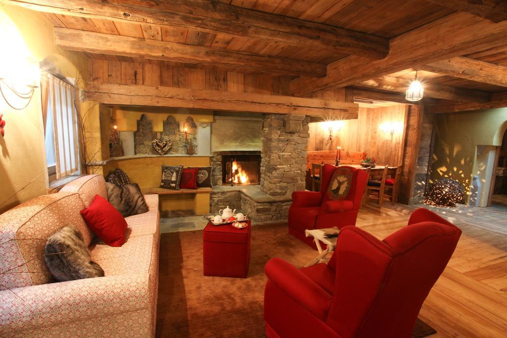 Au Coeur Des Neiges & Spa Courmayeur Exterior photo